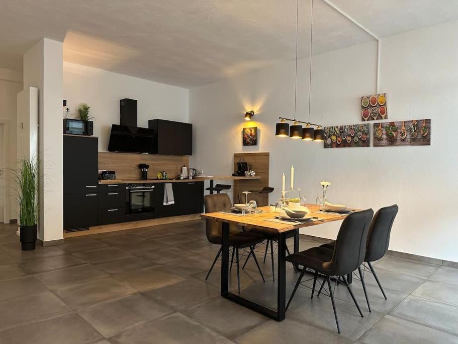 Cameiroo - Apartment Euskirchen Exterior foto